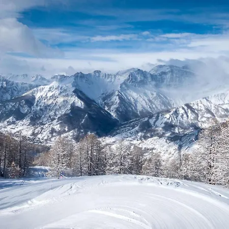 La Tana Dello Scoiattolo Skiing Nearby - Happy Apartmán Bardonecchia